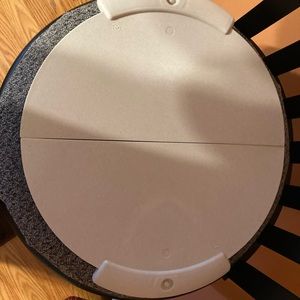 Pampered chef lift and serve. New